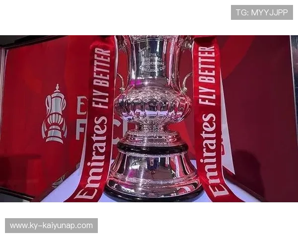 利物浦谈判未来中场新星：天赋与潜力的完美结合